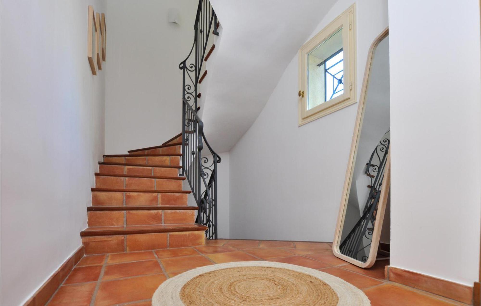 Villamombetti Montauroux Buitenkant foto